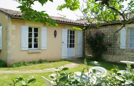 G&icirc;te n&deg;G4303 Saint-Aubin-de-Branne - Gironde - photo