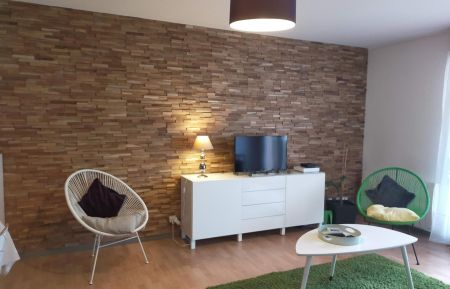 City Break n&deg;G5021 Pessac - Gironde - coin salon