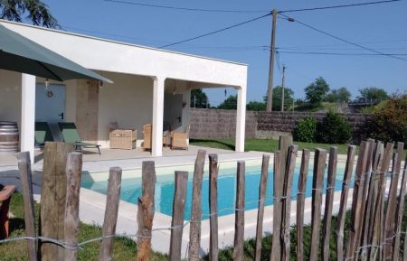 G&icirc;te n&deg;G4441 Les &Eacute;glisottes-et-Chalaures - Gironde - photo