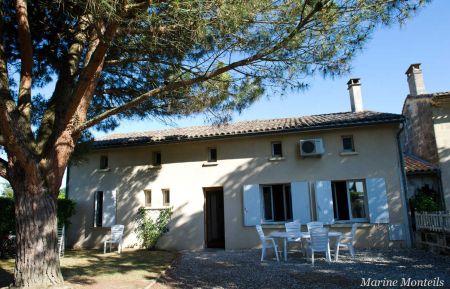 G&icirc;te n&deg;G4121 Les Artigues-de-Lussac - Gironde - photo