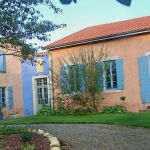 fa&ccedil;ade (noter le signe de l'ancien couvent &agrave; droite)