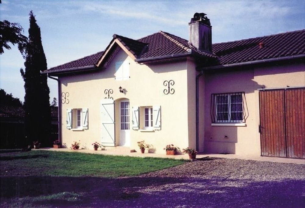 photo 0