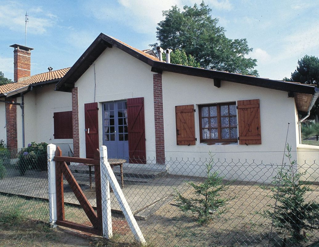 photo 0