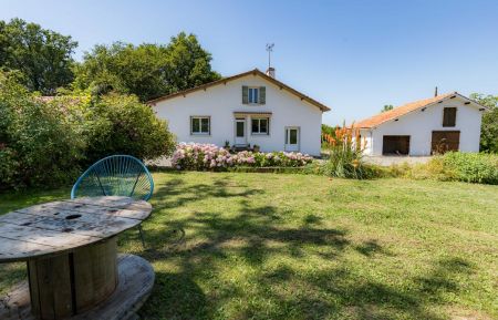 G&icirc;te n&deg;10433 Eyres-Moncube - Landes - photo