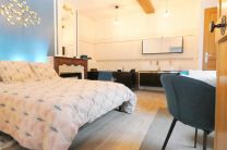 photo 0