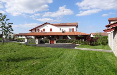 G&icirc;te n&deg;G242066 Mendionde - Pyr&eacute;n&eacute;es-Atlantiques - photo