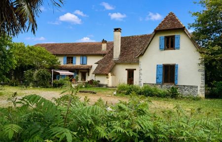 G&icirc;te n&deg;G223013 Sainte-Suzanne - Pyr&eacute;n&eacute;es-Atlantiques - photo