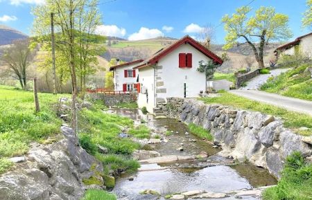 G&icirc;te n&deg;G131191 Saint-Just-Ibarre - Pyr&eacute;n&eacute;es-Atlantiques - photo