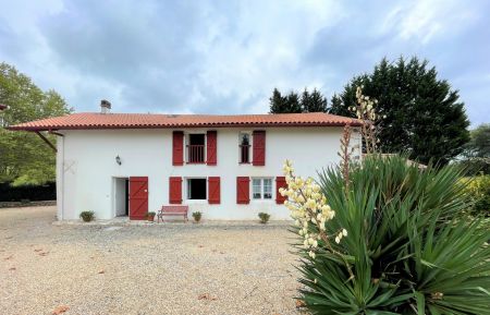G&icirc;te n&deg;G152058 Mouguerre - Pyr&eacute;n&eacute;es-Atlantiques - photo