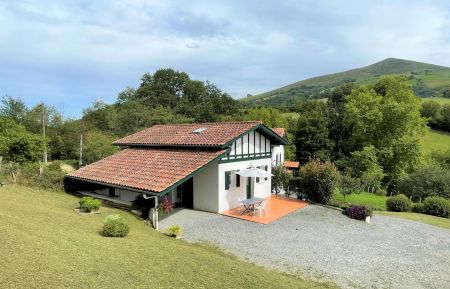G&icirc;te n&deg;G141085 Espelette - Pyr&eacute;n&eacute;es-Atlantiques - photo