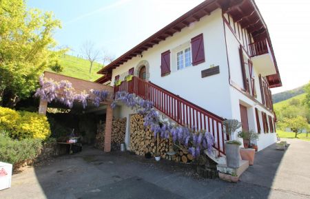 G&icirc;te n&deg;G131062 Uhart-Cize - Pyr&eacute;n&eacute;es-Atlantiques - photo
