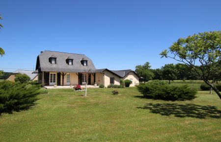 G&icirc;te n&deg;G121197 Esp&eacute;ch&egrave;de - Pyr&eacute;n&eacute;es-Atlantiques - photo