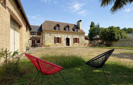 G&icirc;te n&deg;G121114 Hours - Pyr&eacute;n&eacute;es-Atlantiques - photo