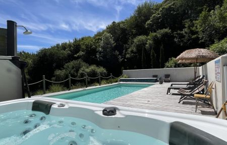 G&icirc;te n&deg;G132077 Barcus - Pyr&eacute;n&eacute;es-Atlantiques - Piscine et spa communs aux autres g&icirc;tes