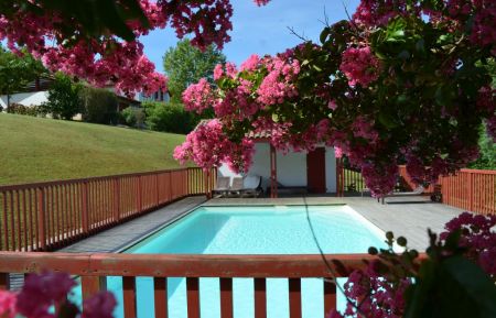 G&icirc;te n&deg;G252079 Saint-Pierre-d'Irube - Pyr&eacute;n&eacute;es-Atlantiques - photo