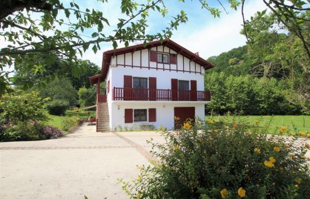 G&icirc;te n&deg;G252035 Sare - Pyr&eacute;n&eacute;es-Atlantiques - photo