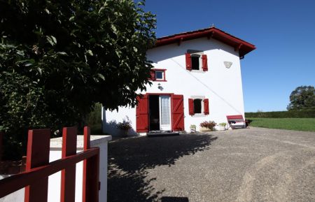 G&icirc;te n&deg;G131019 Larceveau-Arros-Cibits - Pyr&eacute;n&eacute;es-Atlantiques - photo
